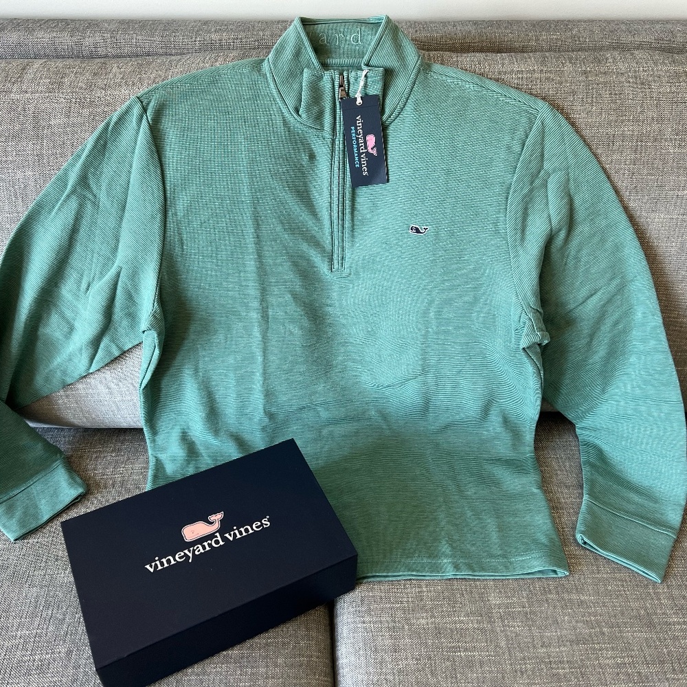 NWT Vineyard Vines Saltwater Quarter Zip in Sea Clay Green